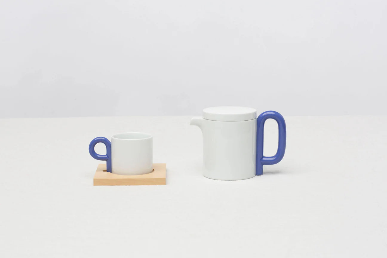 白山陶器 P型コーヒーシリーズ コーヒーポット / P-pot – CIBI TOKYO STORE 白山陶器 P型コーヒーシリーズ コーヒーポット / P-pot – CIBI TOKYO STORE
