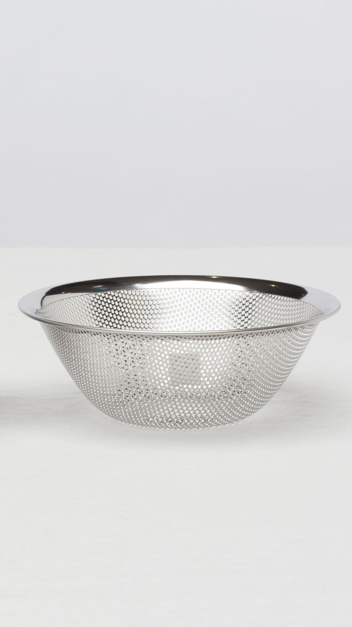 柳宗理 パンチングストレーナー / Strainer 19cm