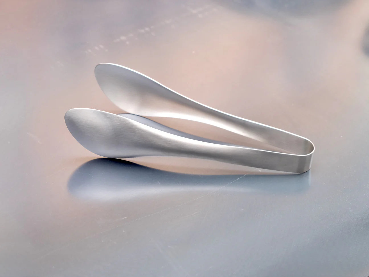 柳宗理 トング (穴なし) / Tong Plain