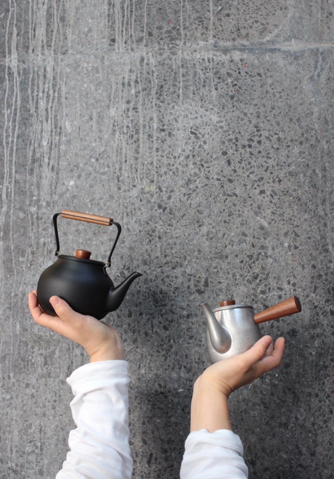 ティーポット / Tea pot (side handle) – CIBI TOKYO STORE