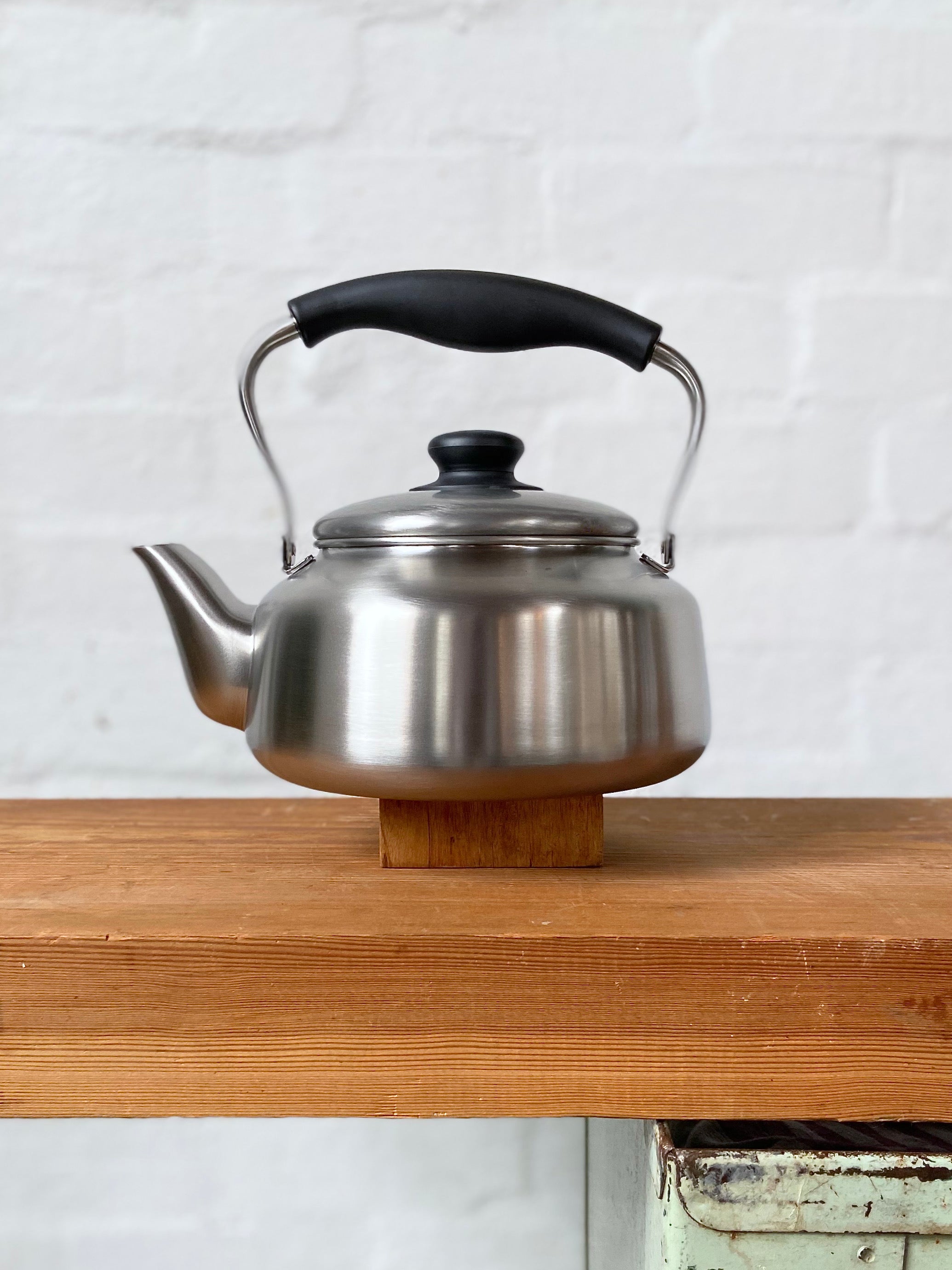柳宗理 ステンレスケトル / Sori Yanagi Kettle Matte – CIBI TOKYO STORE