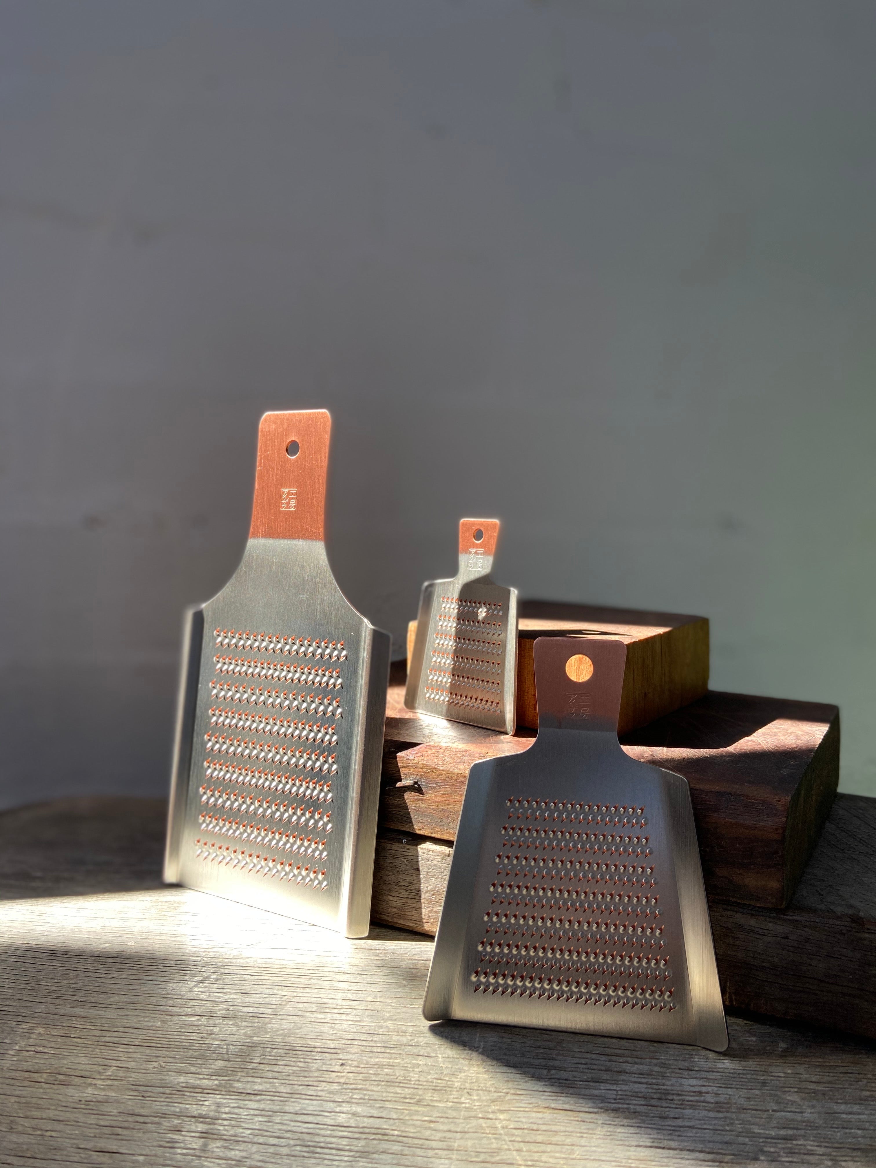 工房アイザワ 純銅オロシ金 家庭用 / Copper Grater L – CIBI TOKYO STORE