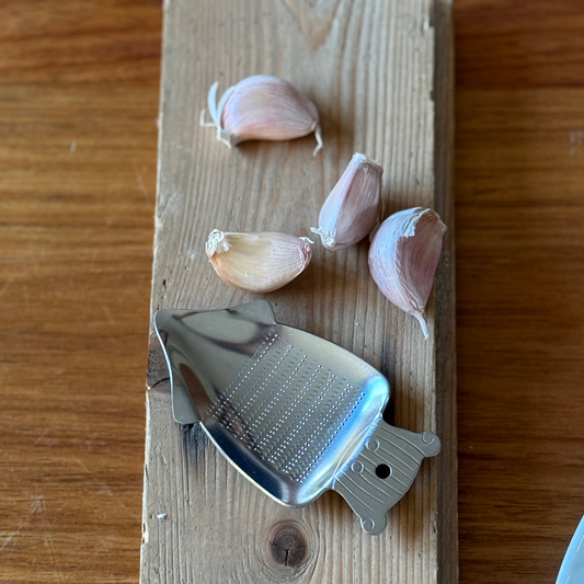 イカ おろし金 / Squid Grater