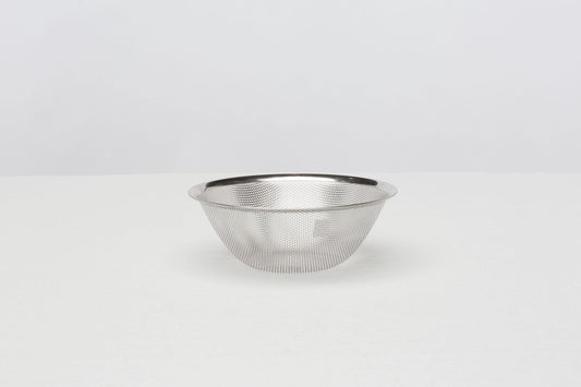 柳宗理 パンチングストレーナー / Strainer 23cm - CIBI TOKYO STORE