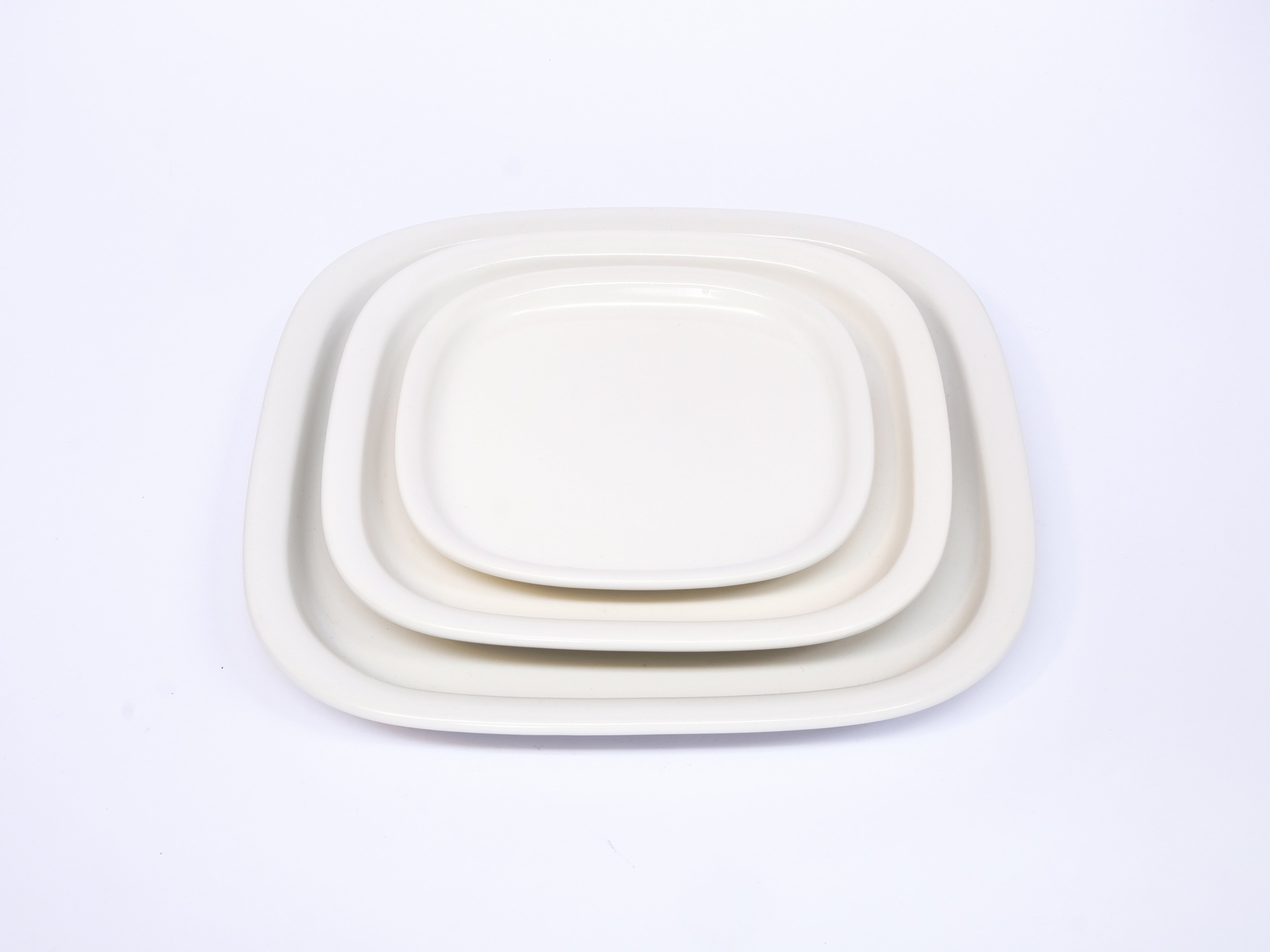柳宗理 白黒の食器シリーズ M / Black and White Plate M