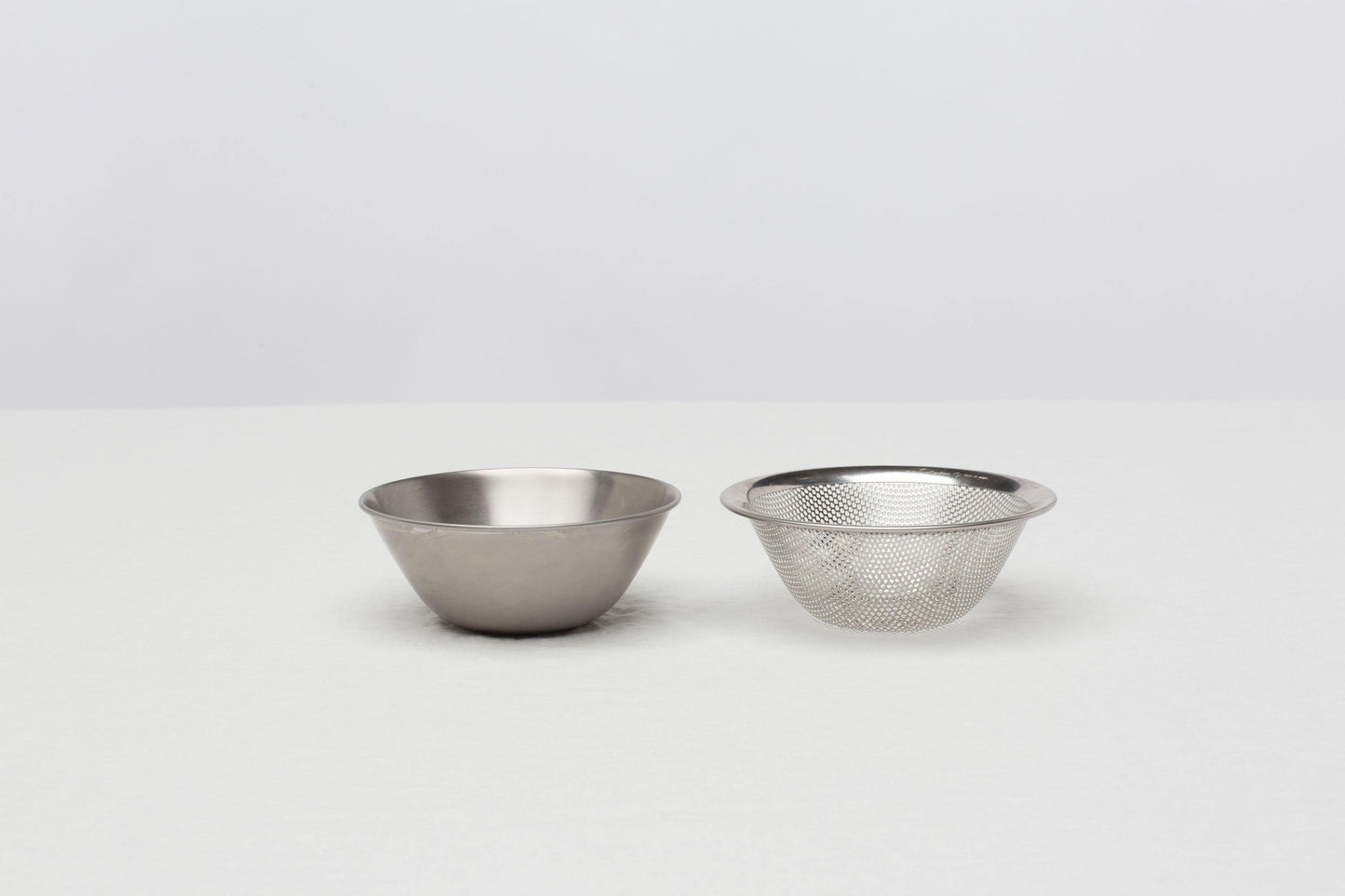 柳宗理 パンチングストレーナー / Strainer 16cm