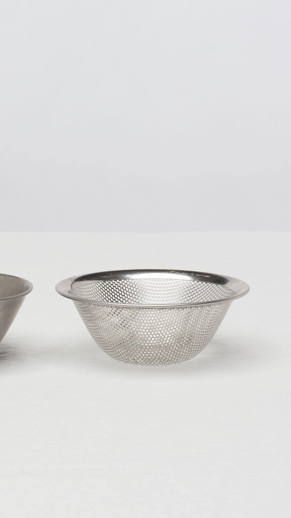 柳宗理 パンチングストレーナー / Strainer 16cm